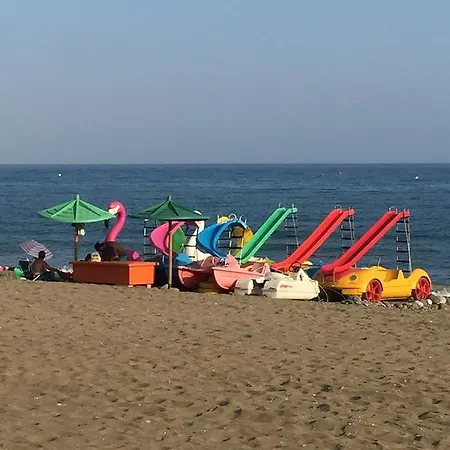 Hacienda Del Sol * Estepona