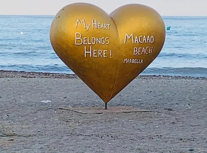 Hacienda Del Sol * Estepona